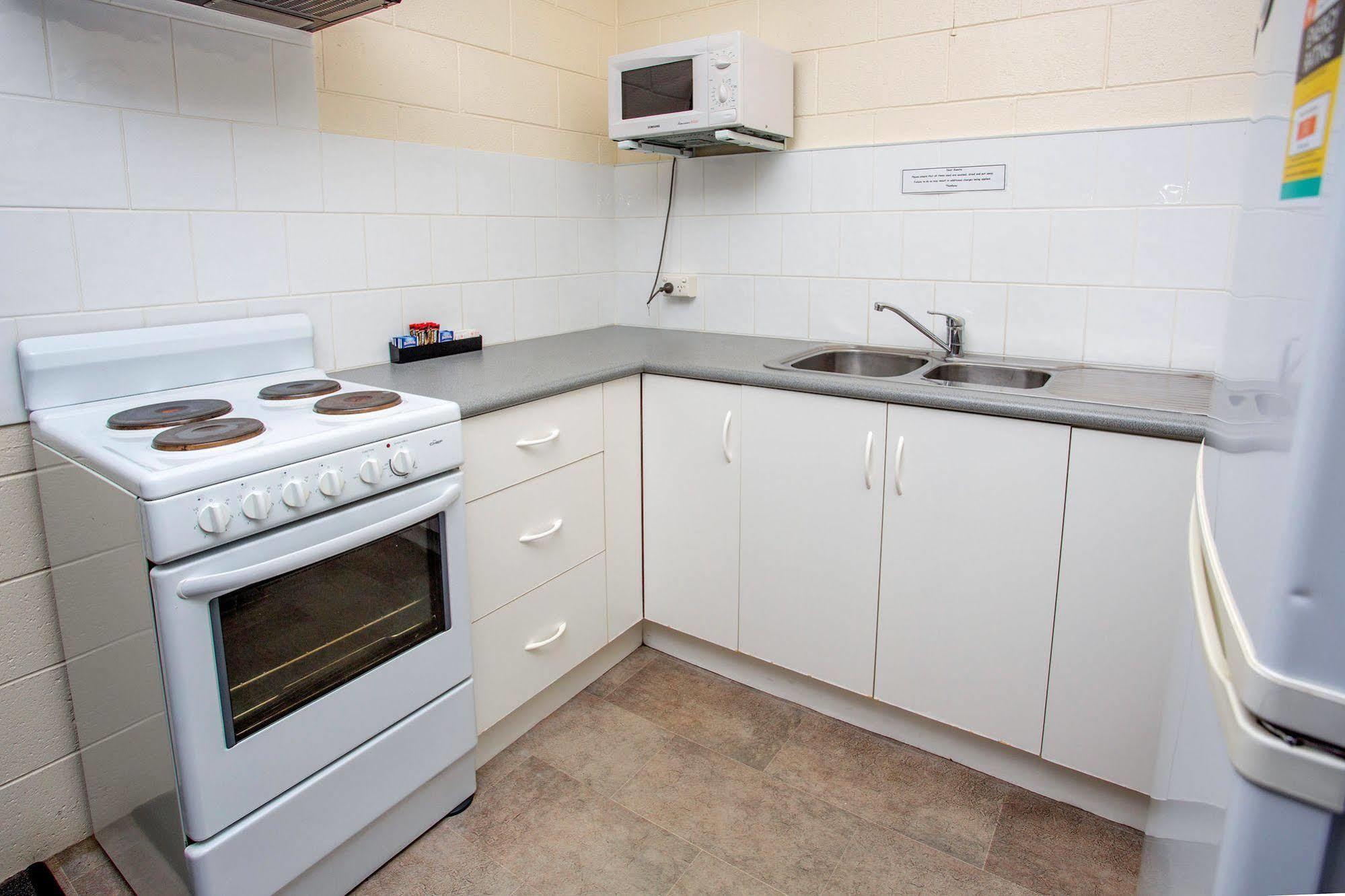Big4 Tassie Getaway Park Ulverstone Exterior foto